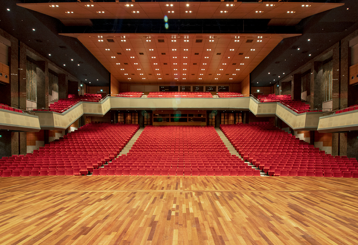 İSTANBUL LÜTFİ KIRDAR KONGRE VE SERGİ SARAYI